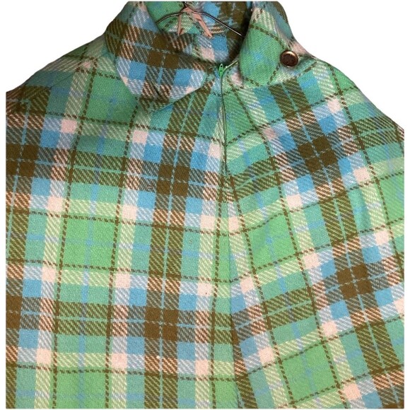 Vintage Green Plaid Fringe Polyester Cape Poncho Shawl Wool Knit Handmade 70s - Picture 4 of 14